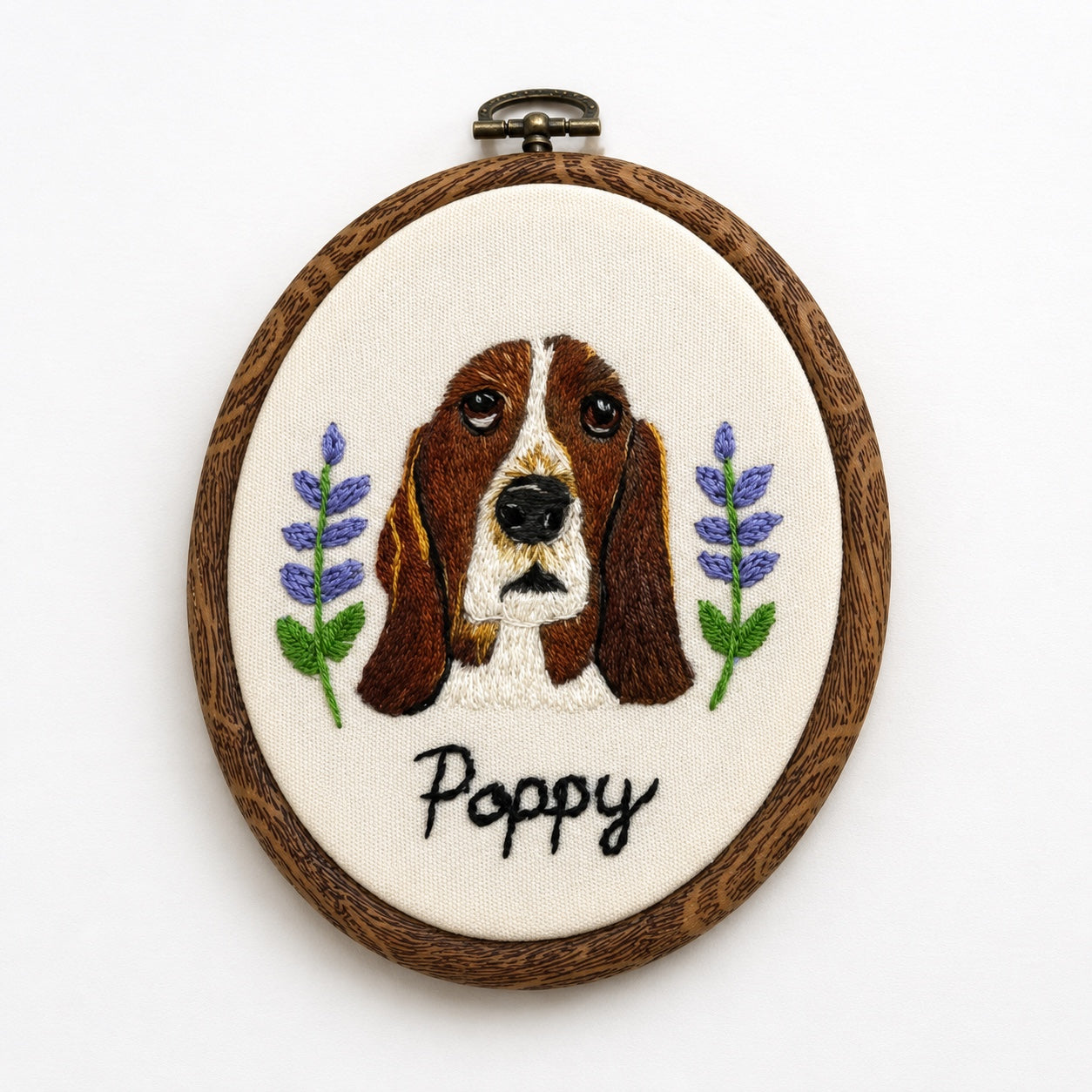 Personalized Pet Portrait Embroidery Frame – Handmade Custom Pet Wall Art