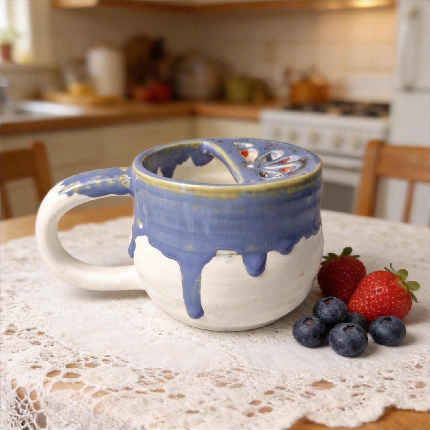 Berry Bowl with Strainer