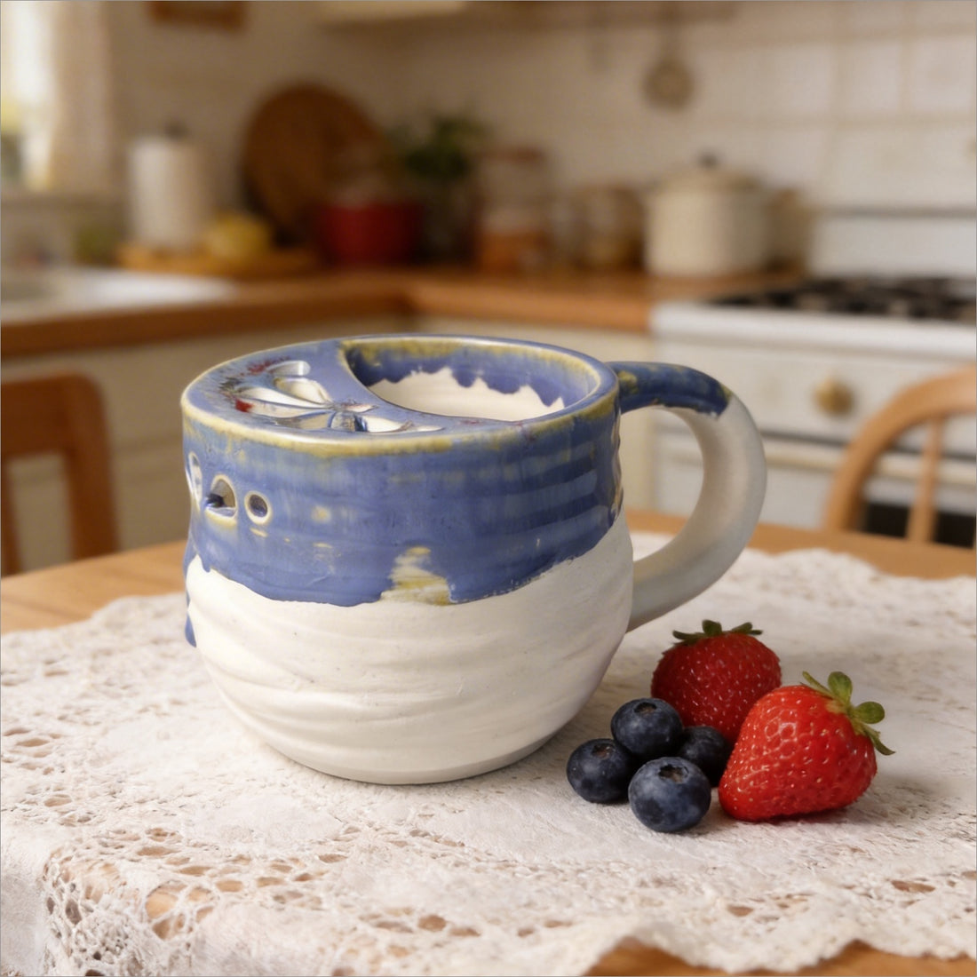 Berry Bowl with Strainer