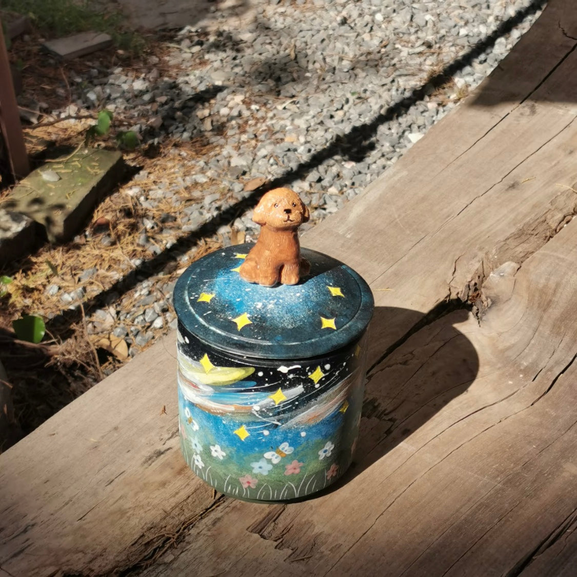 Handmade Pet Urn for Ashes – Ceramic Keepsake Urns with 3D Pet Figurine Lid, Personalized Dog or Cat Memorial Jar